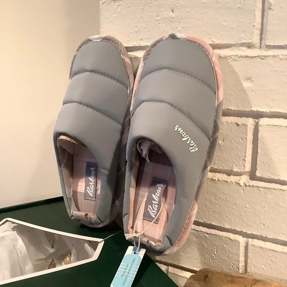 NIB Barbour “Scottie” Gray and Pink Quilted Slip On Size 5 Womens - Picture 11 of 12